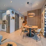 Platinum Aurora Holiday home *