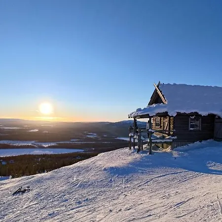 Platinum Aurora בית נופש *